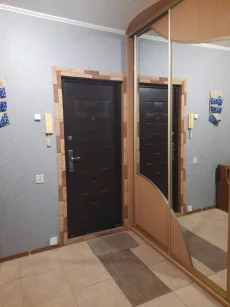2 комнаты в трёхкомнатной квартире