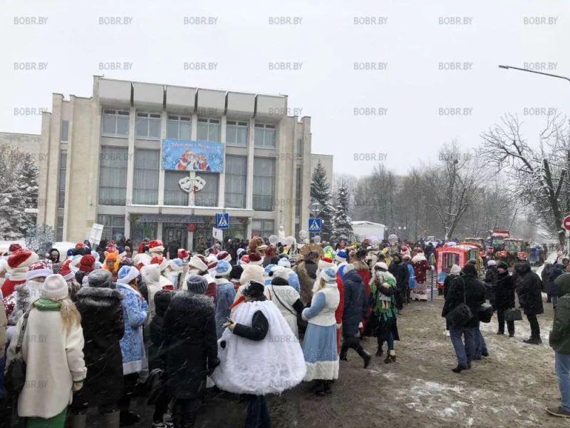 Шествие дедов Морозов