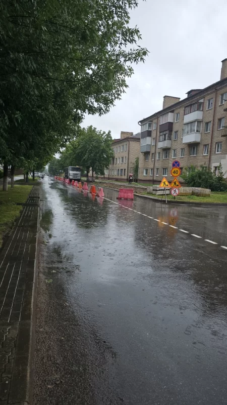 На участке Гоголя оставили только 1 полосу для движения