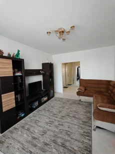 4-х комнатную квартиру ул. Рокоссовского д. 42