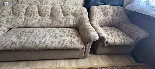 Диван с креслом