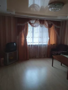 1но комнатная квартира на длительный срок