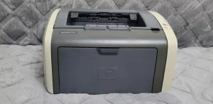 Лазерный принтер HP LaserJet 1015