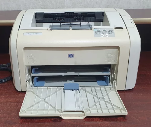Принтер HP 1018