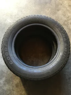 Покрышки легковые зимние 195/60/15 Goodyear
