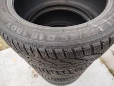 Зима 245/45R18- продам