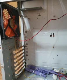 Корпус Thermaltake