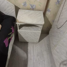 Отдам кровать и 2 тумбочки