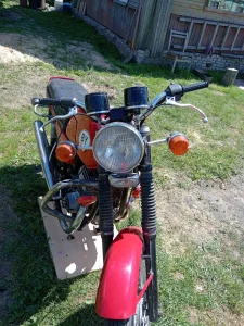 Яву 350