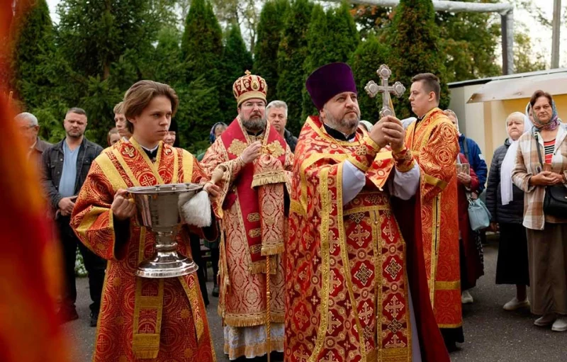 Епископ Бобруйский и Быховский Серафим возглавил престольное торжество в Николо-Софийском храме в день памяти Веры, Надежды и Любови