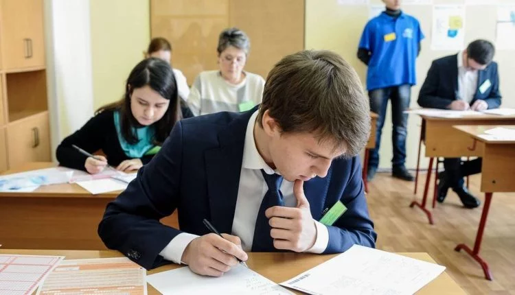 В школах с начала нового учебного года откроются инженерные классы