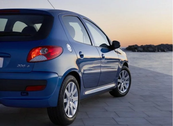 Аренда авто в Киеве от компании - STATUS CAR RENTAL