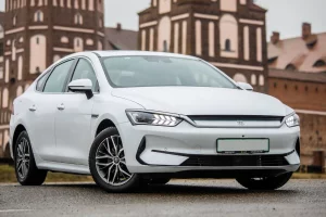 Станьте частью команды лидеров! Вакансия водителя в надёжный таксопарк