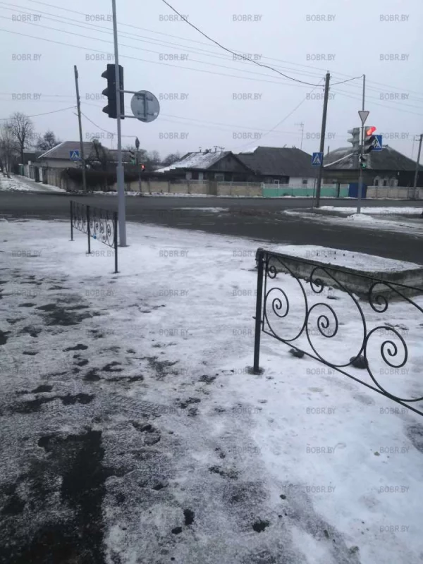 "Унесли" целый пролет ограждения