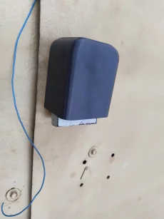 Защита для замка от непогоды