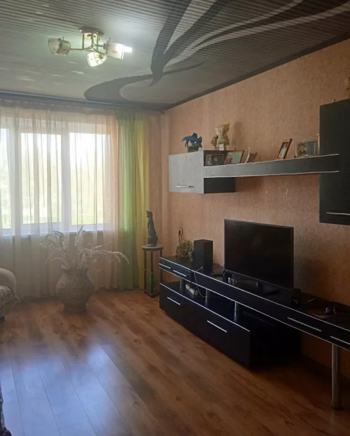 4-комн. квартира по ул. Ульяновской рядом с ТЦ Корона. 45000 у.е