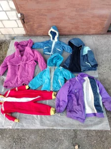 Куртки детские 5 штук