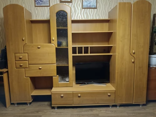 Стенка в гостиную