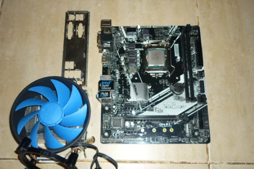 Комплект Intel Core i5-9600KF