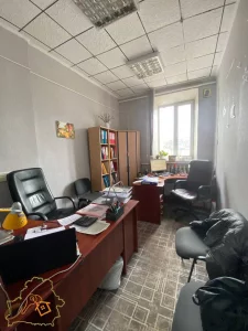 Часть здания по улице Урицкого