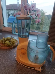 Кухонный комбайн на запчасти