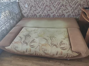 Диван