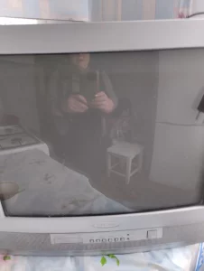 3 телевизора