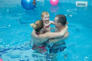 Тренер по плаванию. Инструктор