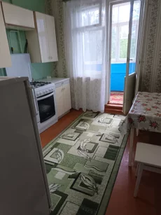 1-комнатную квартиру р-н Заподного рынка