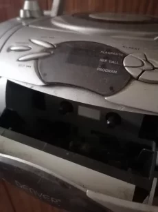 Магнитофон под реставрацию