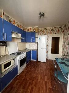 Трехкомнатная квартира на ул. Ковзана, д. 56