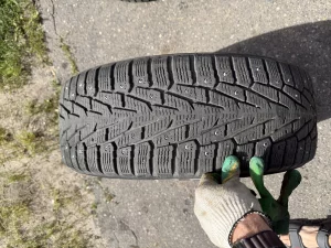 Зимние шины Nokian R17/60/225