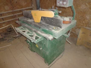 Фрезерный станок