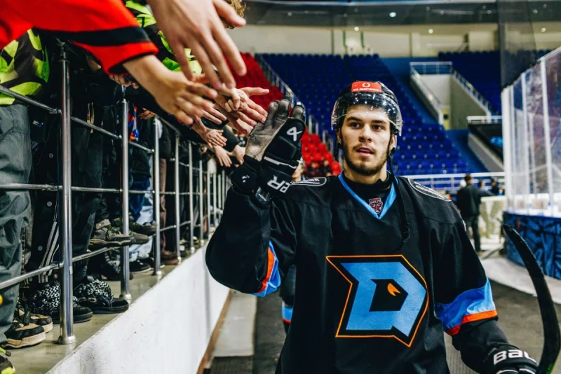 Пять из пяти: «Динамо-Шинник» продолжает серию побед на домашнем льду