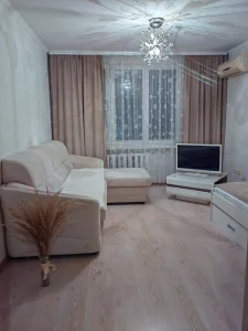 Двухкомнатная в центре