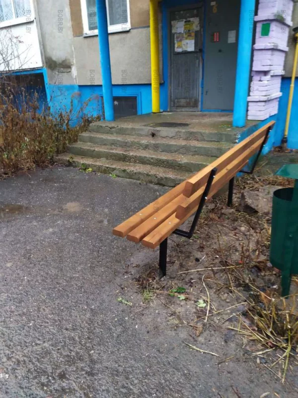 Новенькие лавочки