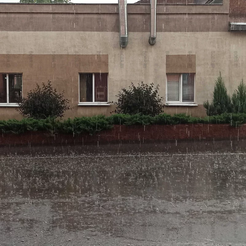 Долгожданный дождь в городе