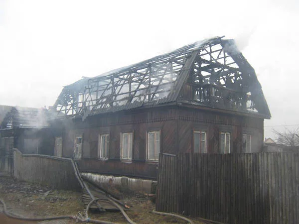 Горел жилой дом по улице С. Разина