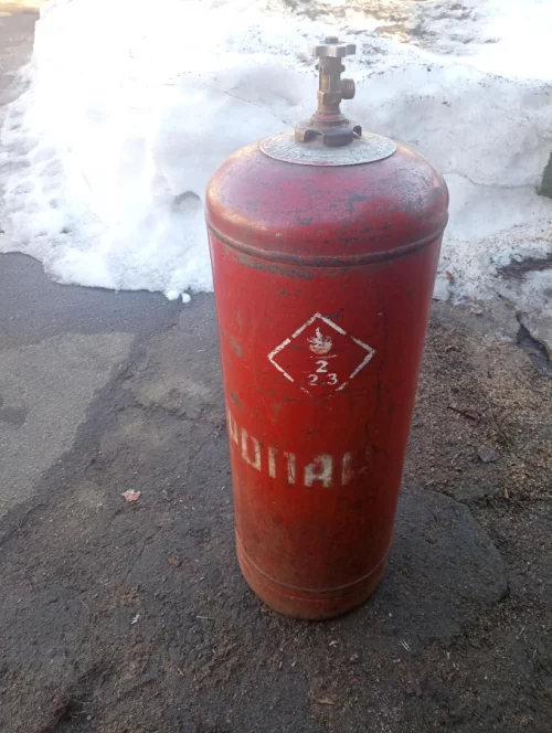 Газовый баллон, возможна доставка