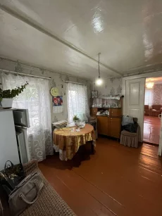 Часть дома с отд входом в начале ул. Рогачевская. 11500 у.е