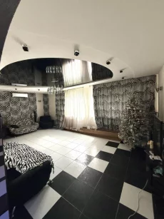 Коттедж в центре по пер. Транспортному