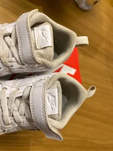 Кроссовки детские Nike, состояние отличное