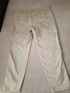 Джинсы женские