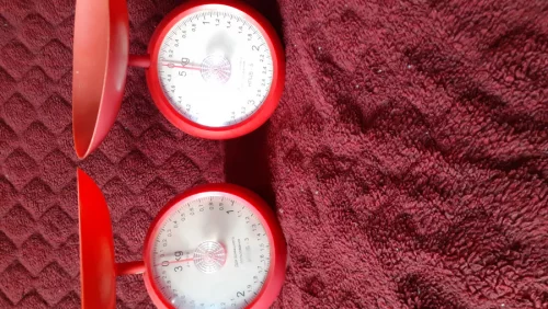 Весы в идеале