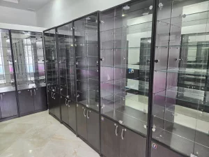 Торговое оборудование, шкафы