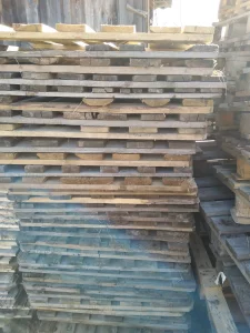 Щиты от поддонов 0.8*1.2 м - 2, 5 руб. и 1*1.2 м - 3, 5 руб