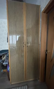 Шкаф двухстворчатый распашной