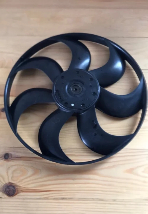 Пропеллер вентилятора радиатора