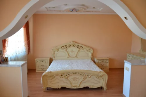 Горького 41 - 105 м. кв