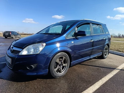 Опель зафира B
